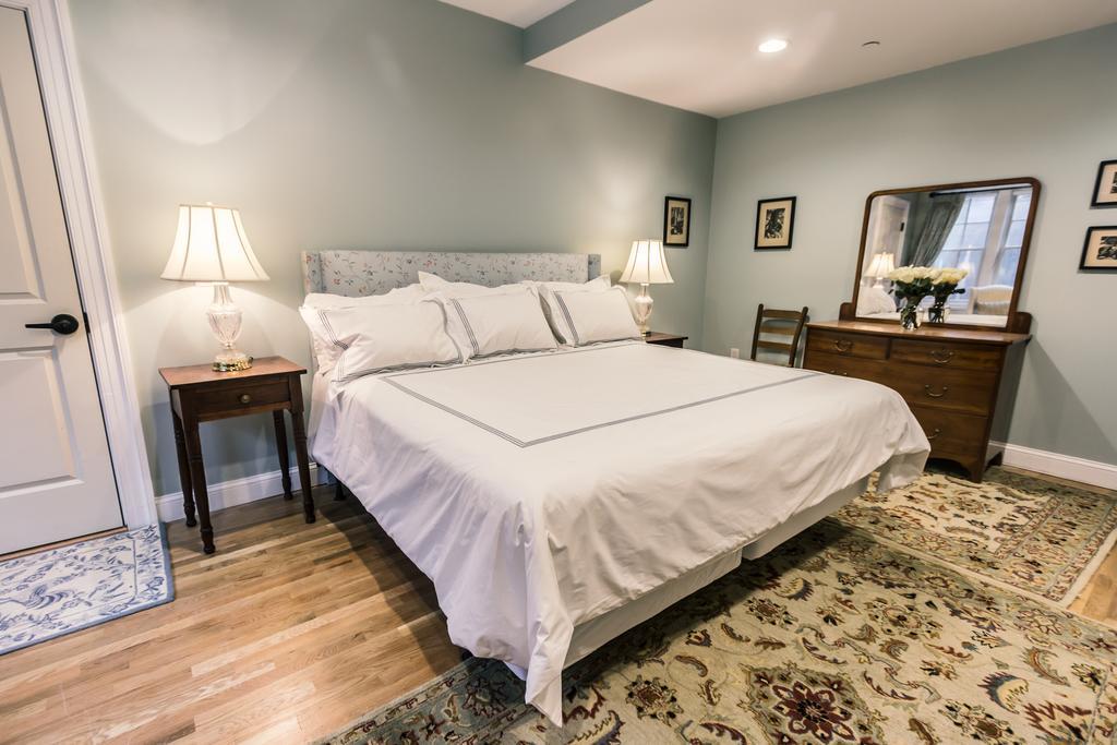 Samuel Sewall Inn Brookline Extérieur photo