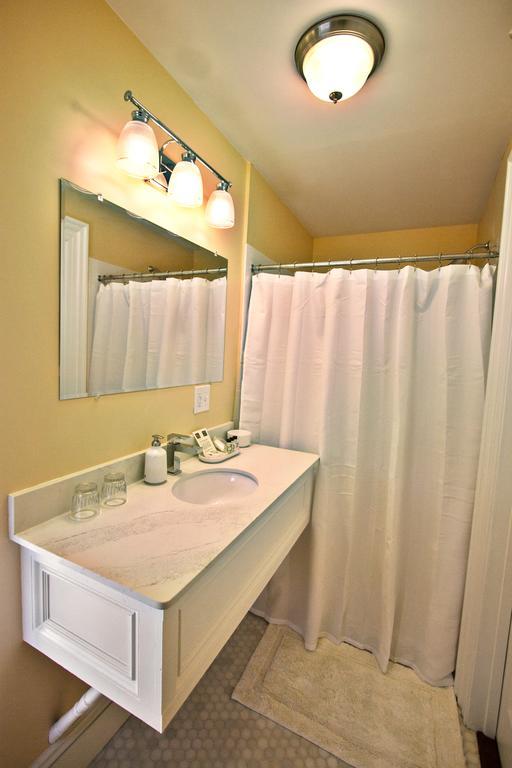 Samuel Sewall Inn Brookline Extérieur photo